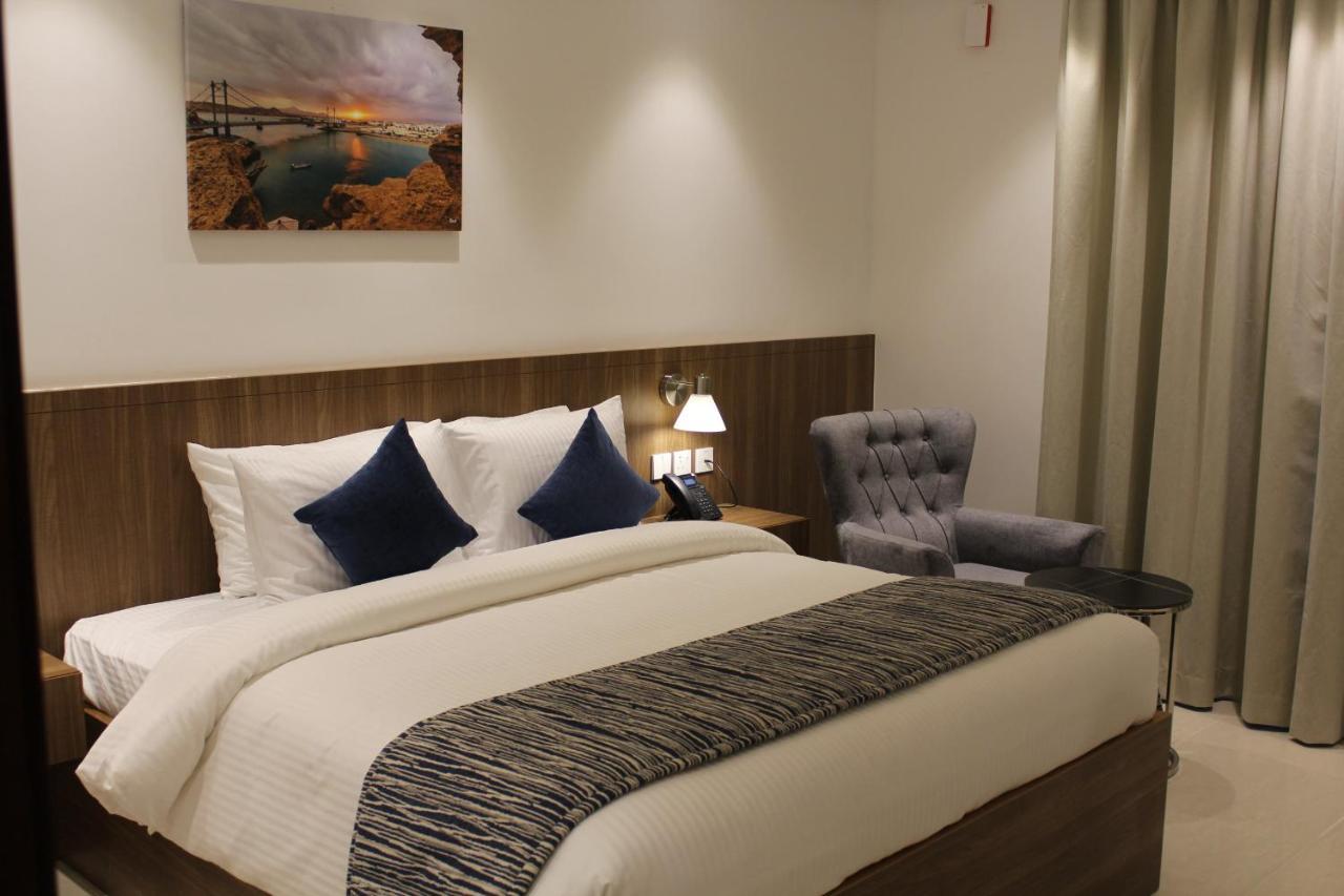 Duqm Express Hotel エクステリア 写真